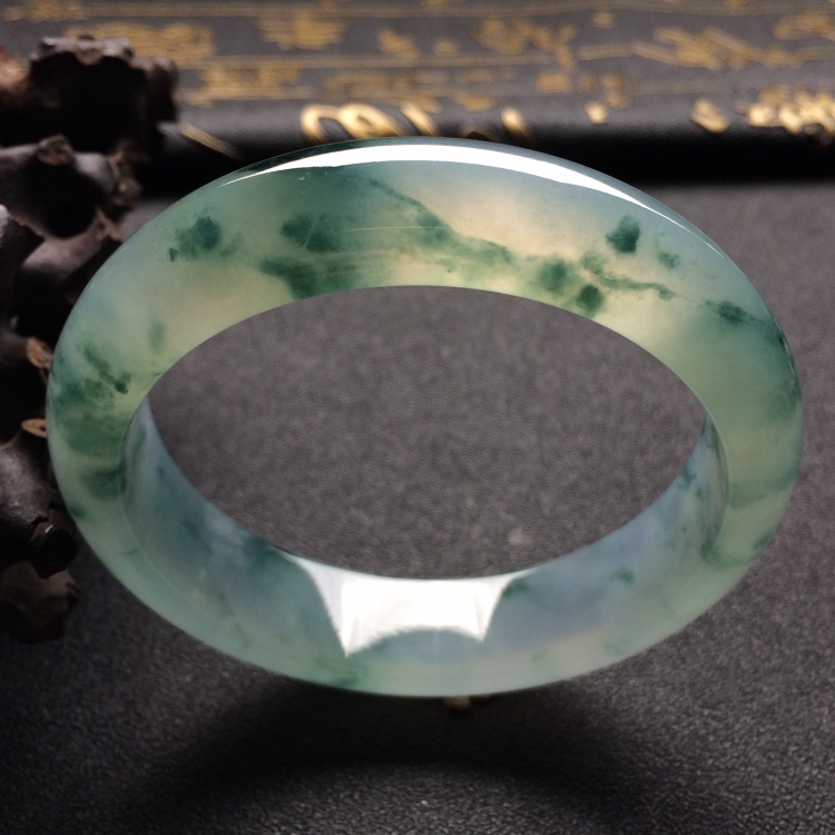 （超值推荐）冰种飘花手镯（54.7mm）