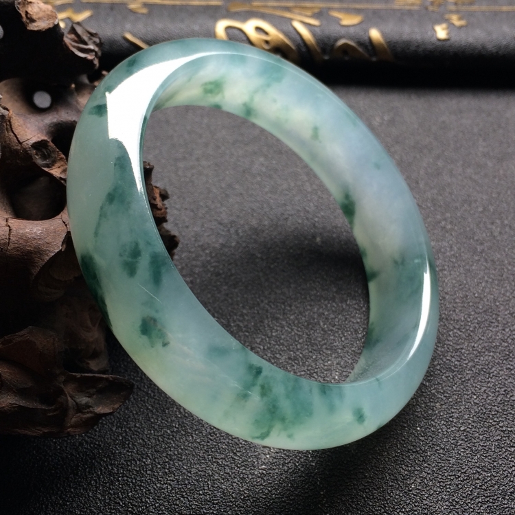（超值推荐）冰种飘花手镯（54.7mm）