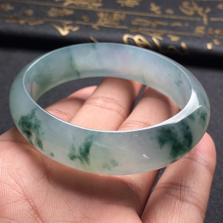 （超值推荐）冰种飘花贵妃镯（58mm-48.6mm）
