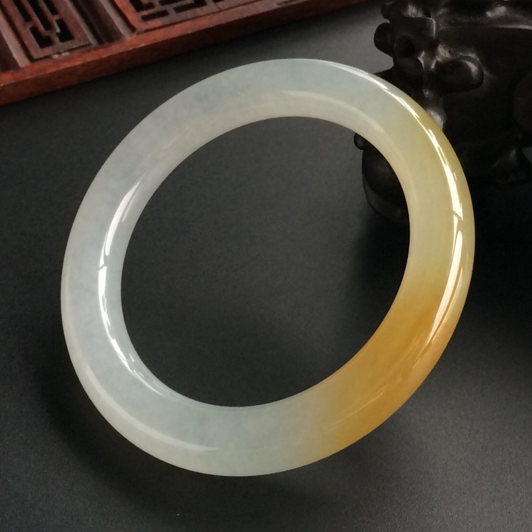 (超值推荐)糯冰种黄翡圆条手镯(53.5mm)