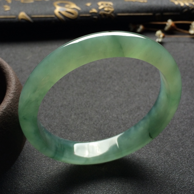 （超值推荐）冰种晴水略飘花手镯（58.8mm）