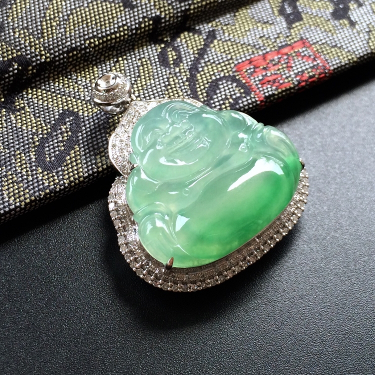 (超值推荐)冰种飘翠镶白金钻石玉佛胸坠