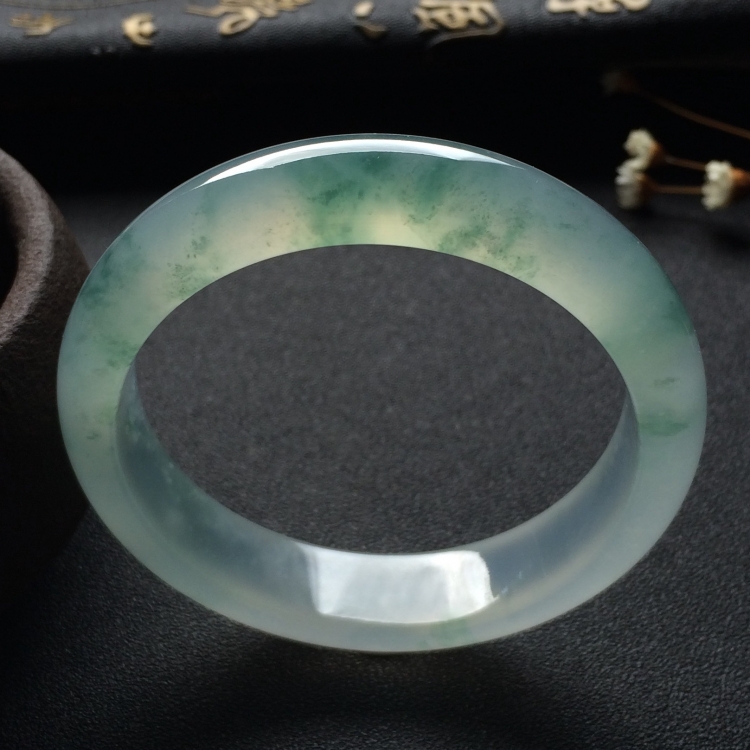（超值推荐）冰种飘花手镯（53.8mm）