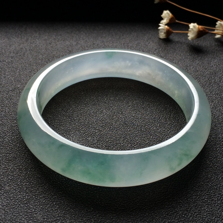 （超值推荐）冰种飘花手镯（53.8mm）