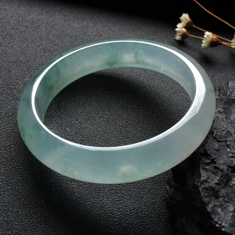 （超值推荐）冰种飘花手镯（53.8mm）