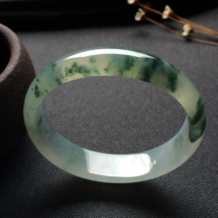 （超值推荐）冰种飘花贵妃镯（55.2mm-49mm）