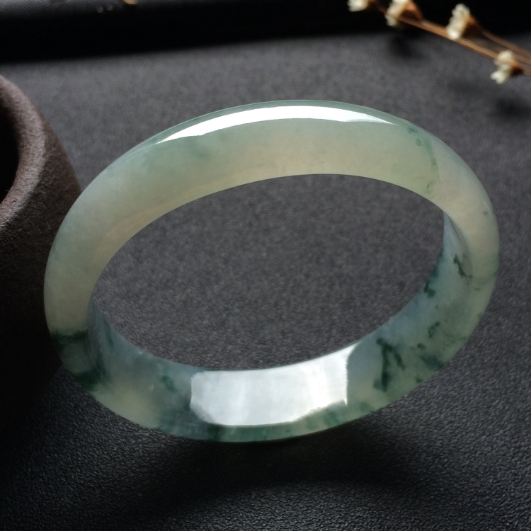 （超值推荐）冰种飘花贵妃镯（55.2mm-49mm）