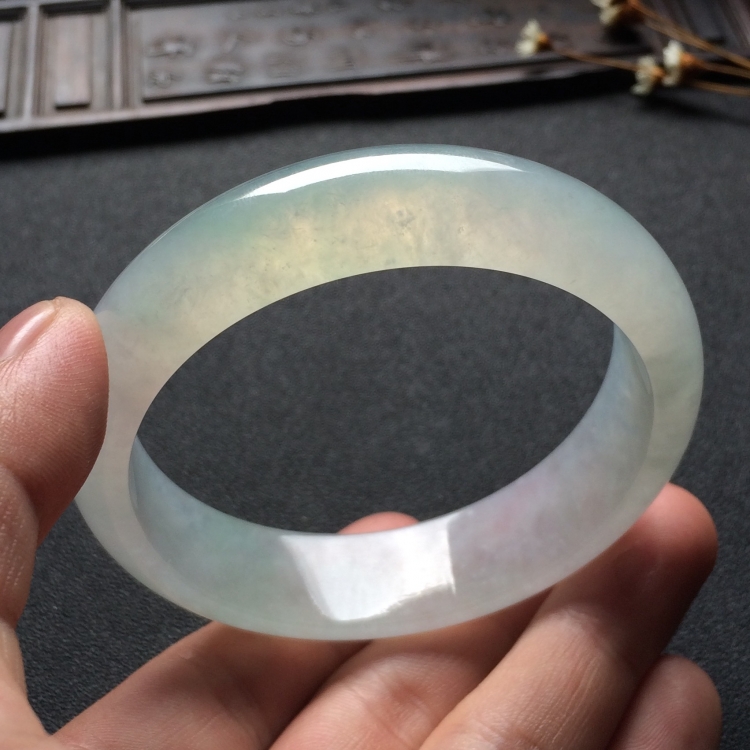 （超值推荐）冰种淡晴水手镯（59mm）