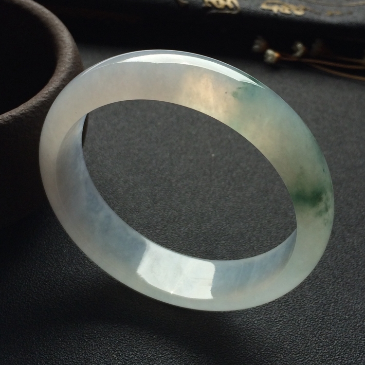 （超值推荐）冰种飘花手镯（56.8mm）