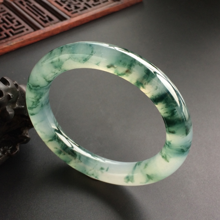 (超值推荐)冰种飘花圆条手镯(54.7mm)