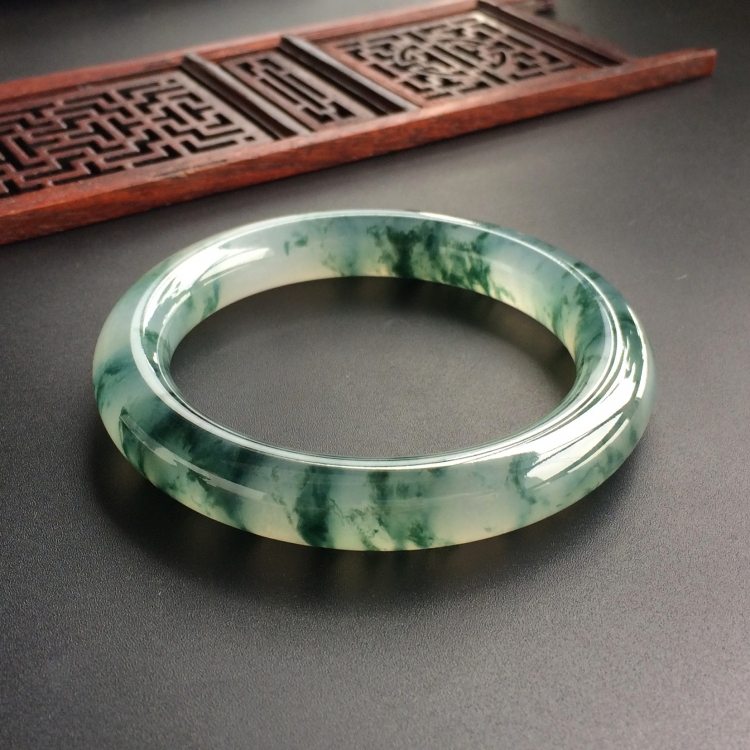 (超值推荐)冰种飘花圆条手镯(54.7mm)