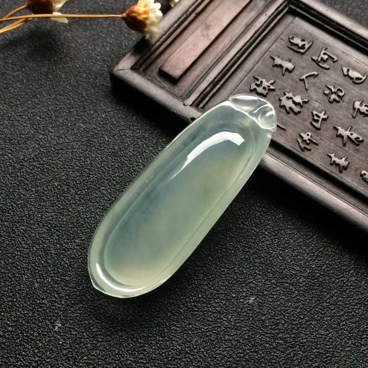 （超值推荐）冰种淡晴水福瓜挂件