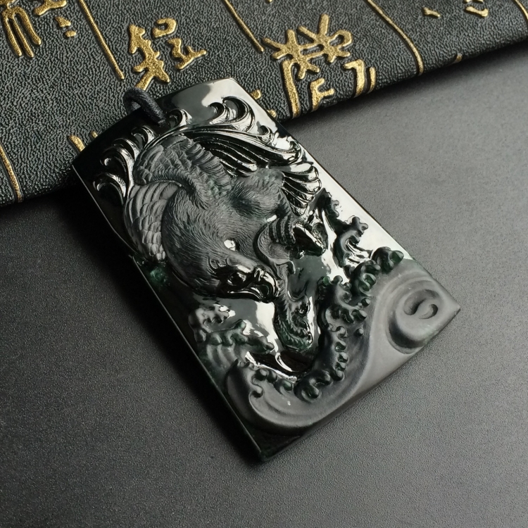 (超值推荐)冰种墨翠大展宏图挂件