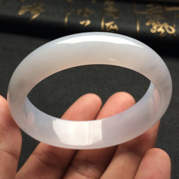 （超值推荐）糯冰种淡紫罗兰手镯（55mm）