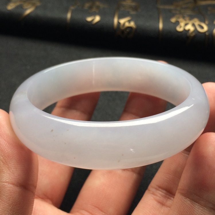 （超值推荐）糯冰种淡紫罗兰手镯（55mm）