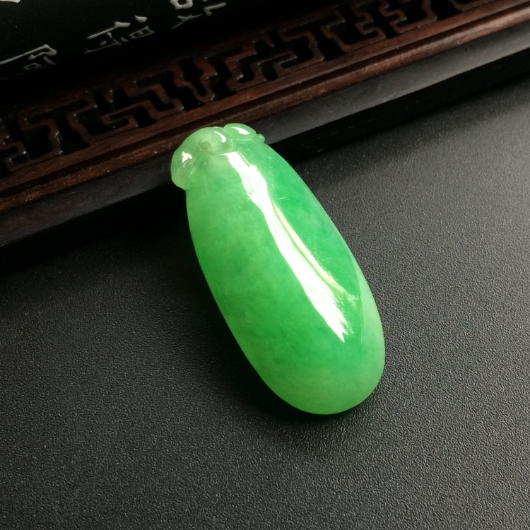 （超值推荐）糯冰种绿晴水福瓜挂件