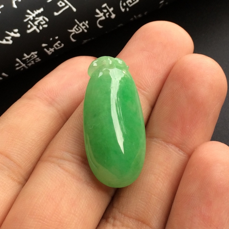 （超值推荐）糯冰种绿晴水福瓜挂件