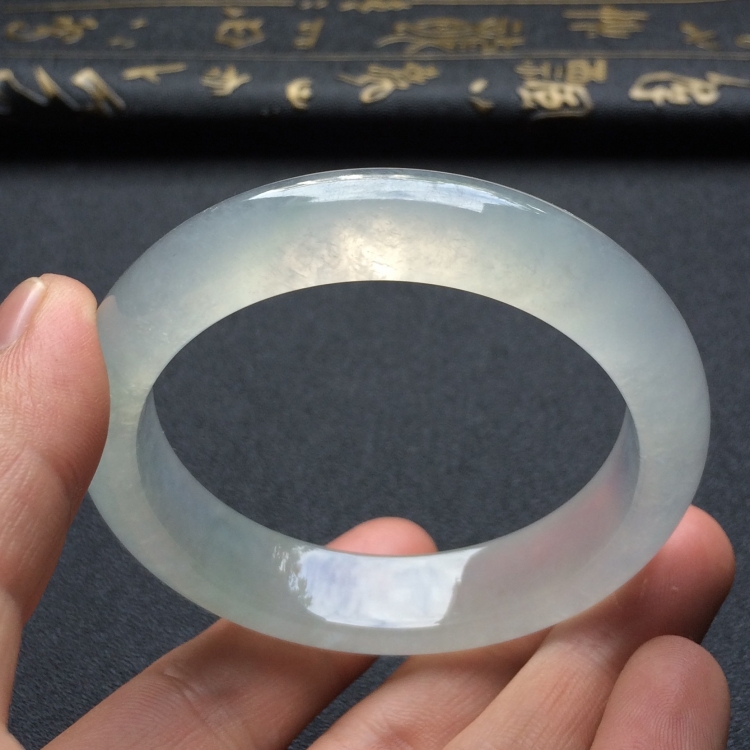 （超值推荐）冰种淡晴水手镯（54.8mm）