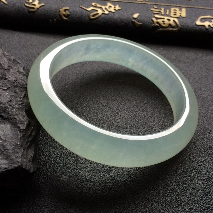 （超值推荐）冰种晴水手镯（54.9mm）