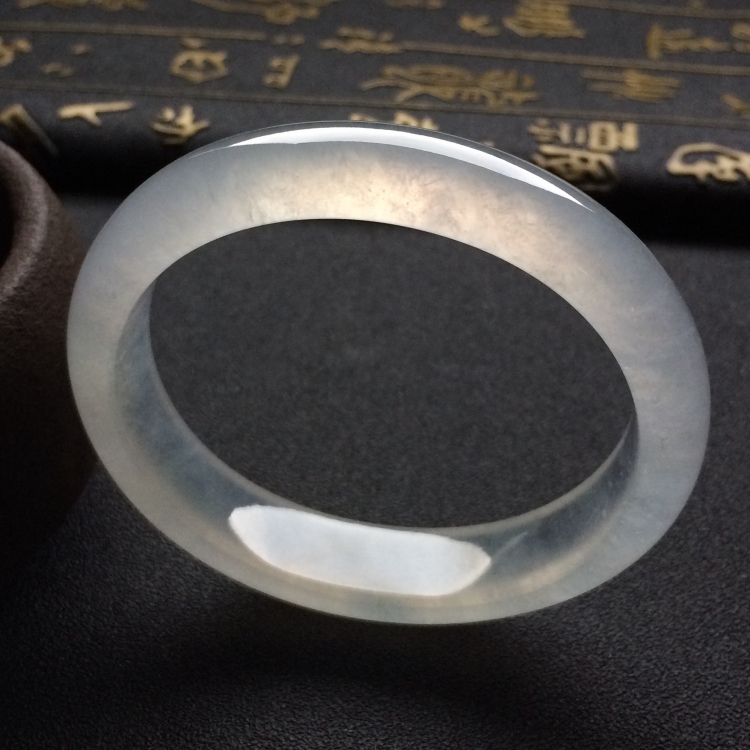 （超值推荐）冰种淡晴水贵妃镯（56mm-50.3mm）