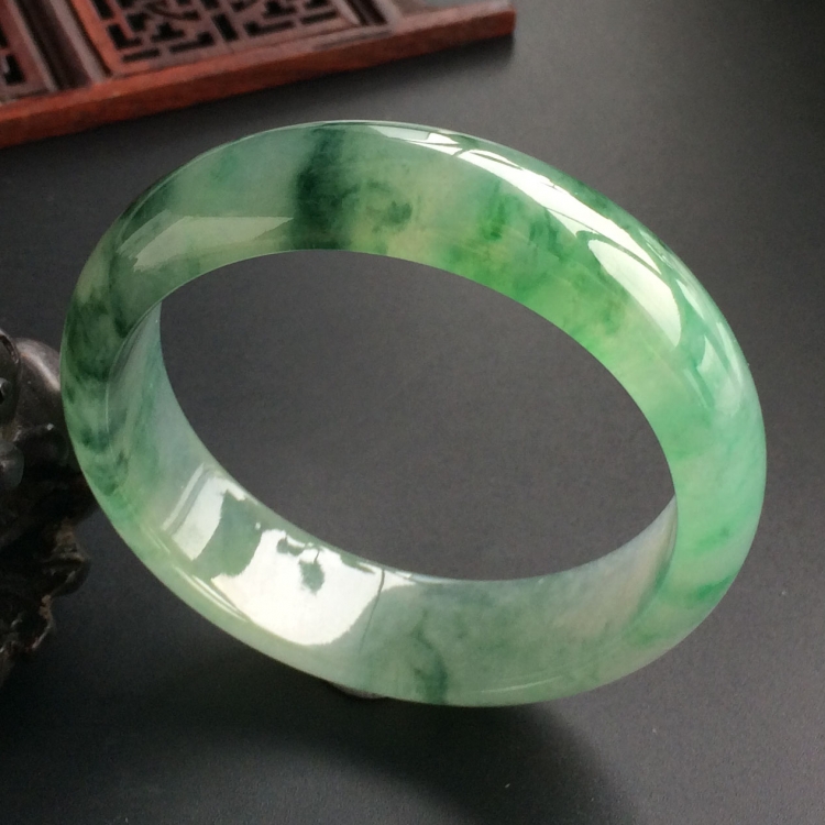 (超值推荐)冰种飘花手镯(57.5mm)