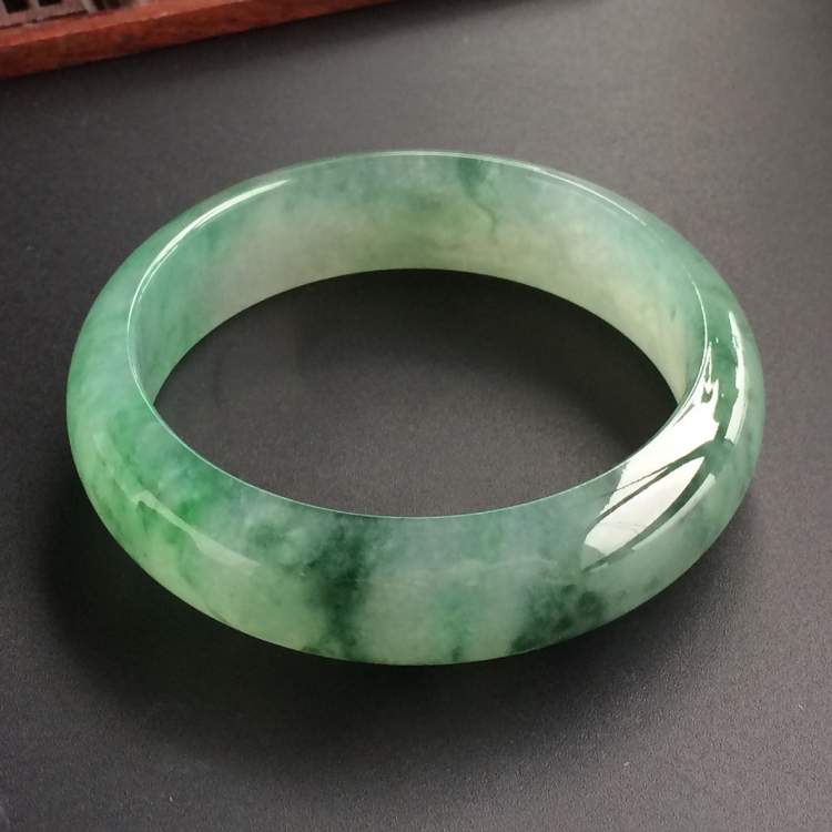(超值推荐)冰种飘花手镯(57.5mm)