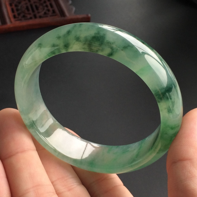 (超值推荐)冰种飘花手镯(57.5mm)