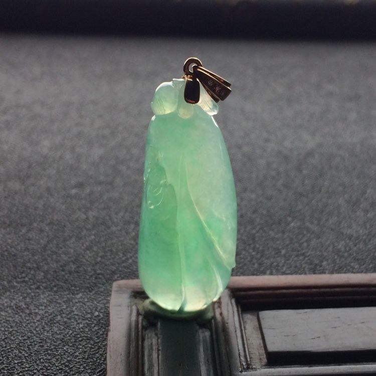 （超值推荐）冰种晴水玉兰花挂件（金扣）