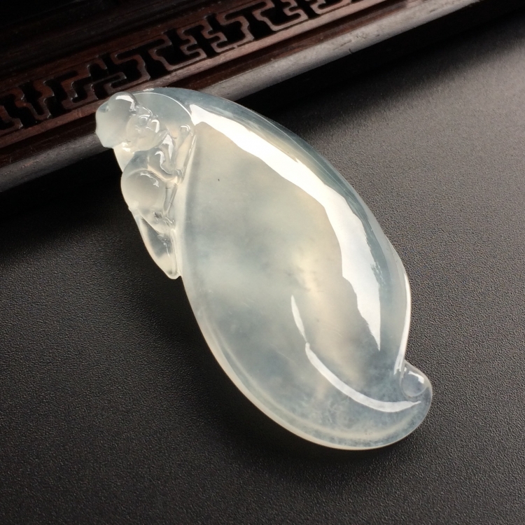 （超值推荐）冰玻种淡晴水福瓜挂件