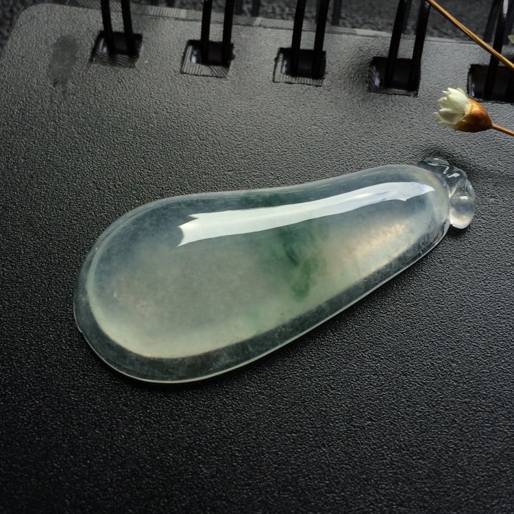 （超值推荐）冰种飘花福瓜挂件