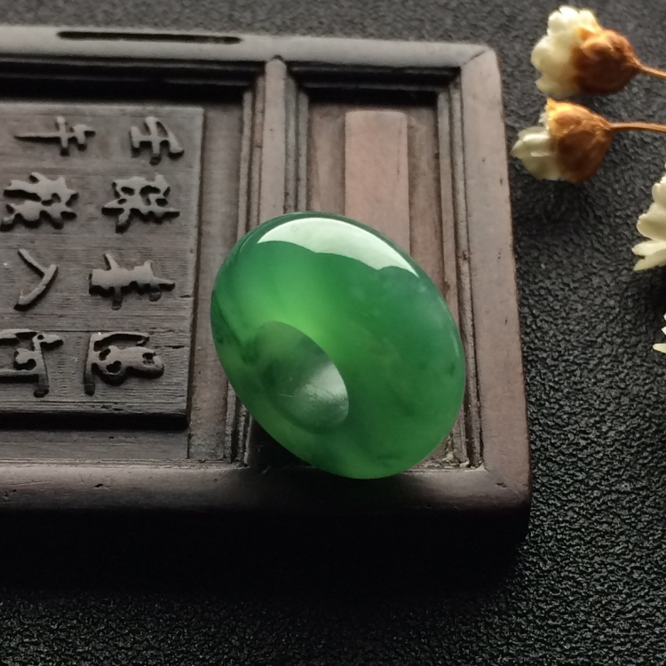 （超值推荐）糯冰种晴水飘花平安环挂件
