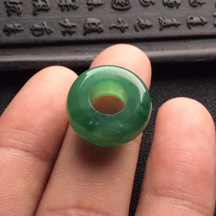 （超值推荐）糯冰种晴水飘花平安环挂件