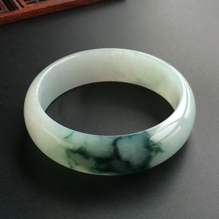 (超值推荐)糯冰种飘花手镯(59.8mm)
