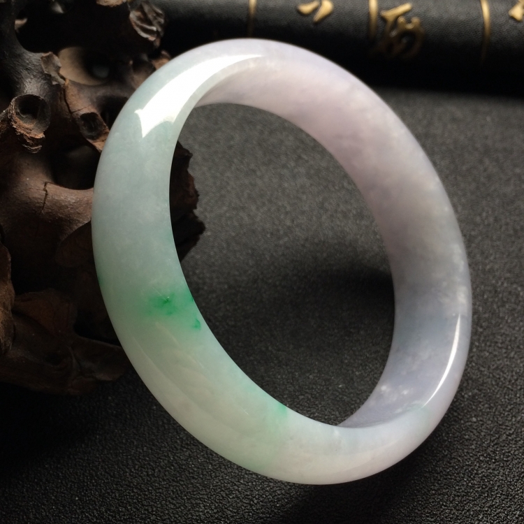 （超值推荐）糯冰种淡春带彩手镯（56.8mm）
