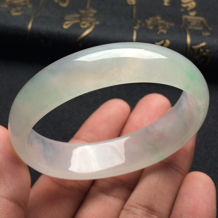 （超值推荐）冰种淡晴水贵妃镯（54.5mm-48.4mm）