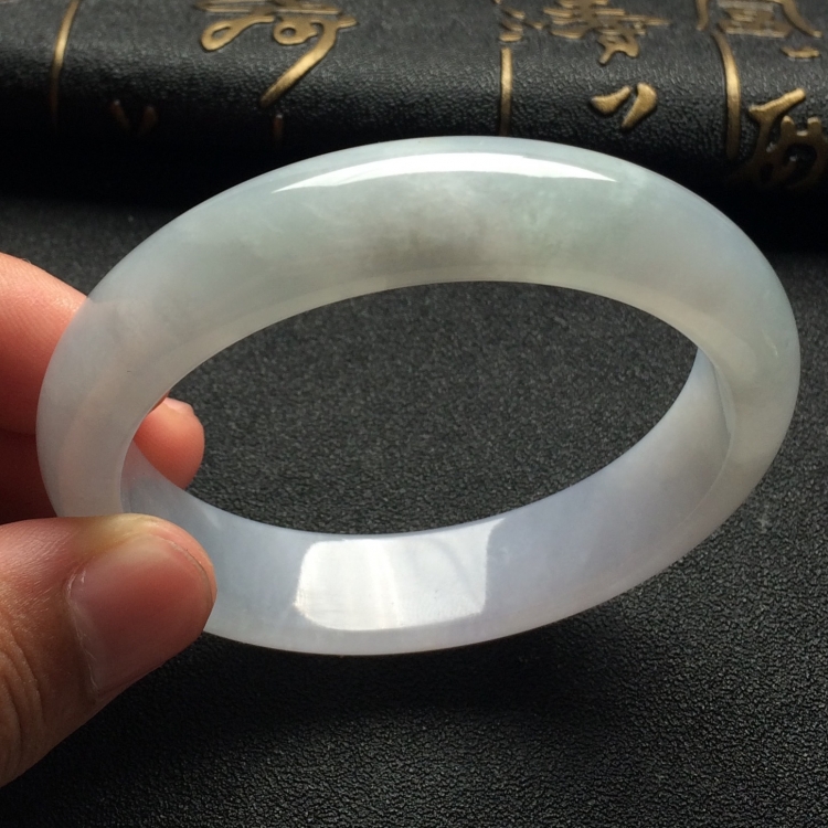 （超值推荐）糯冰种淡紫罗兰手镯（53.7mm）