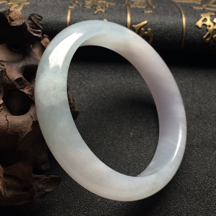 （超值推荐）糯冰种淡紫罗兰手镯（53.7mm）