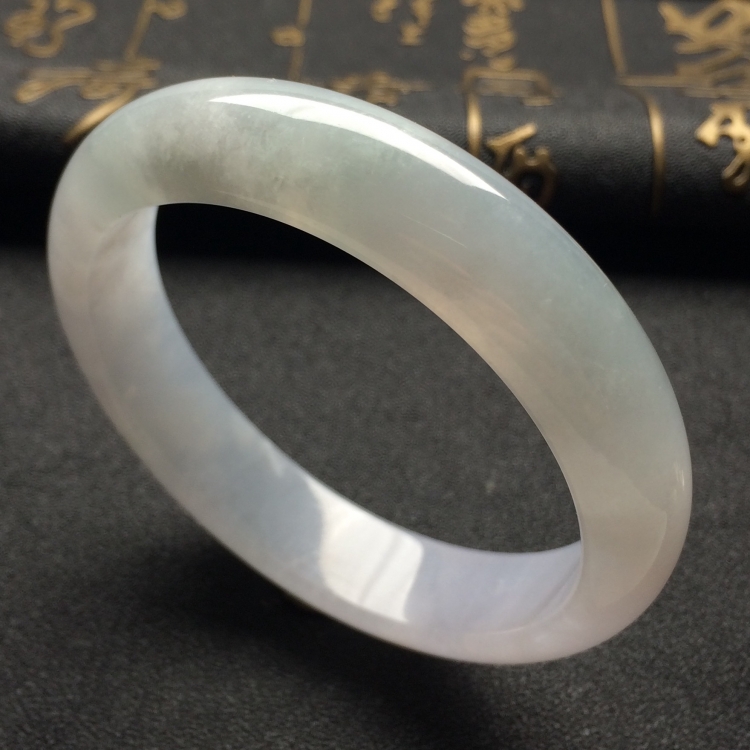（超值推荐）糯冰种淡紫罗兰手镯（53.7mm）