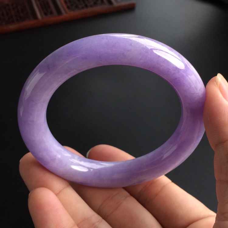 (超值推荐)糯冰紫罗兰圆条手镯(57.8mm)