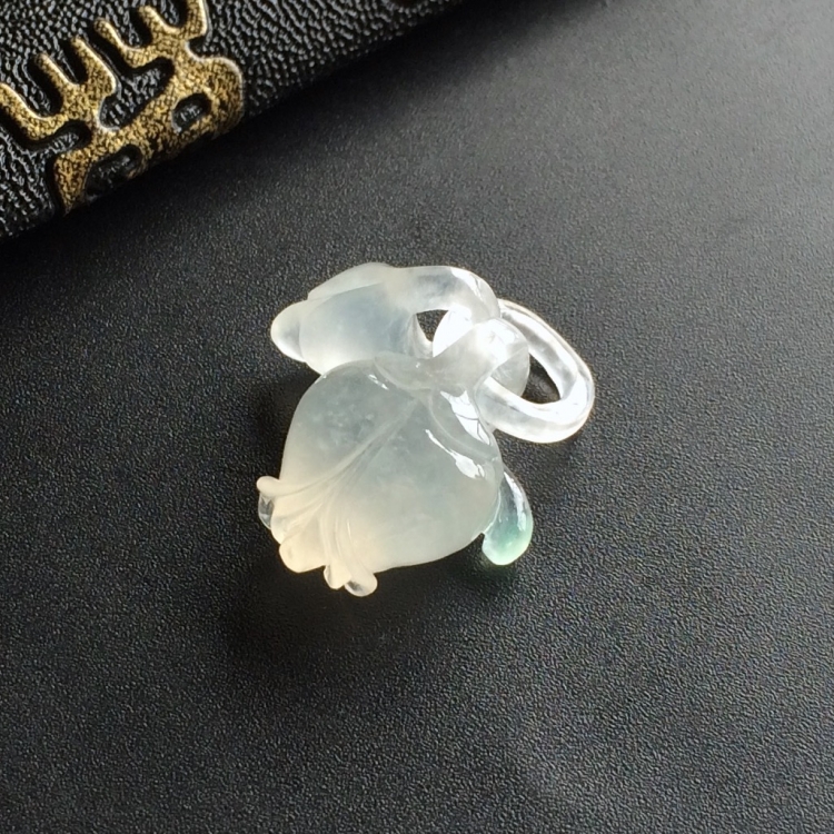 (超值推荐)冰种淡晴水玉兰花挂件