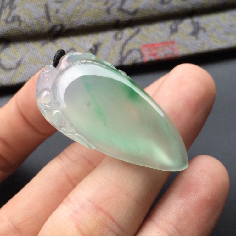 (超值推荐)冰种飘翠福瓜挂件