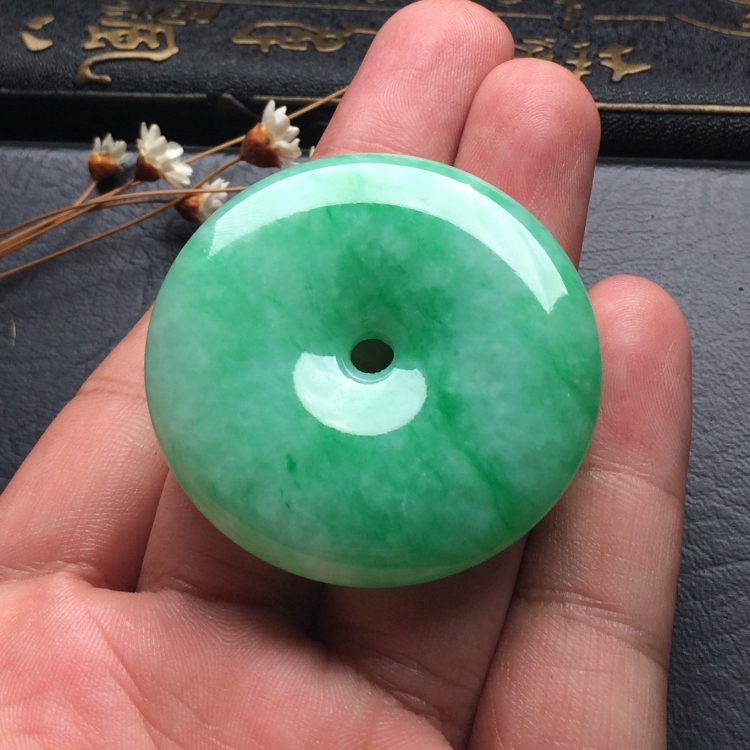 （超值推荐）糯冰种飘翠平安扣挂件