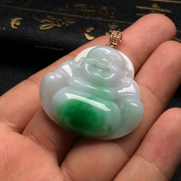 （超值推荐）糯冰种飘翠玉佛挂件