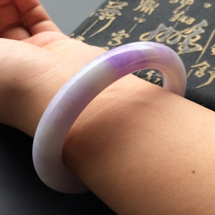(超值推荐)糯冰种紫罗兰圆条手镯(55.8mm)