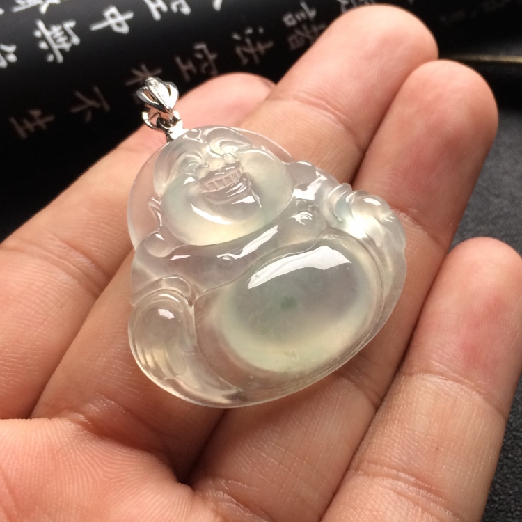 （超值推荐）冰种略飘花玉佛挂件