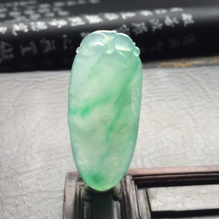 （超值推荐）冰种飘花福瓜挂件