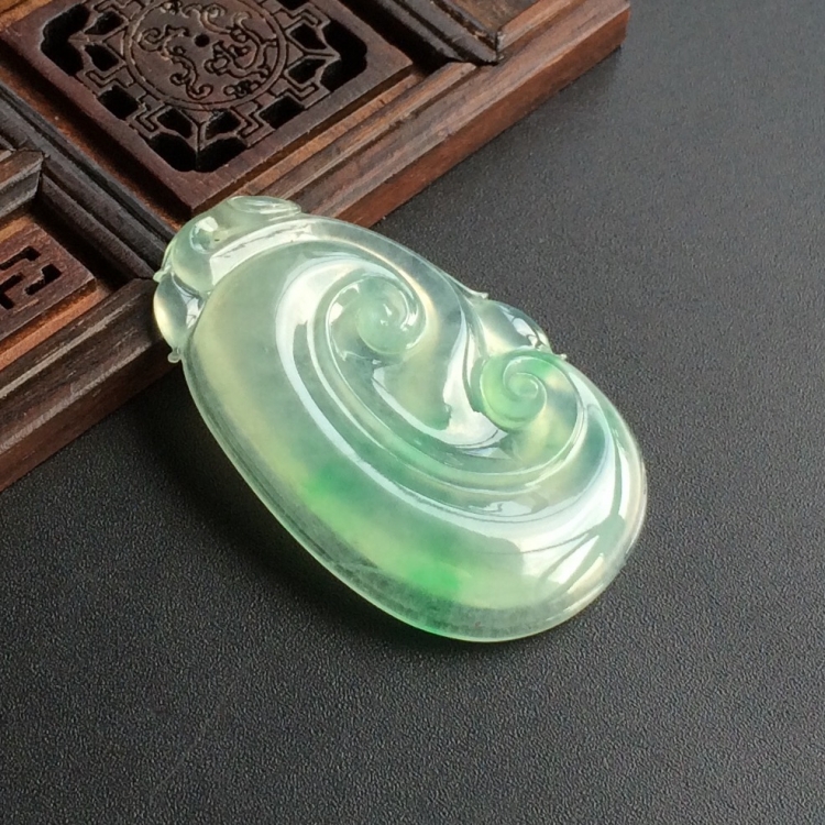 (超值推荐)冰种飘翠如意挂件