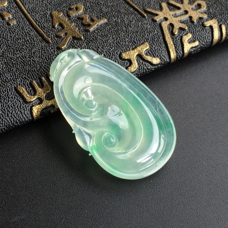 (超值推荐)冰种飘翠如意挂件