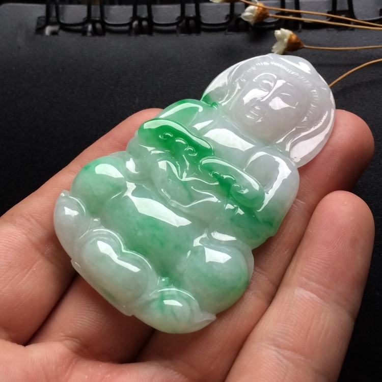 （超值推荐）糯冰种飘翠观音挂件