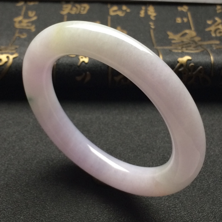 （超值推荐）糯冰种淡紫罗兰略飘花圆条手镯（55mm）